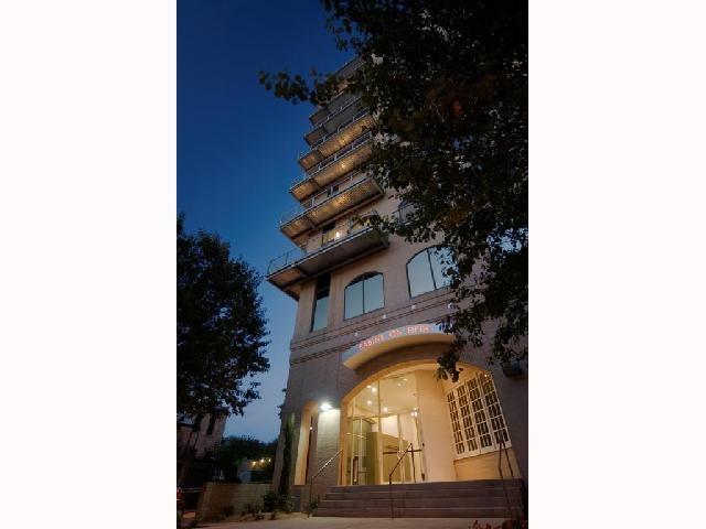 sabine condos austin sabine condos exterior